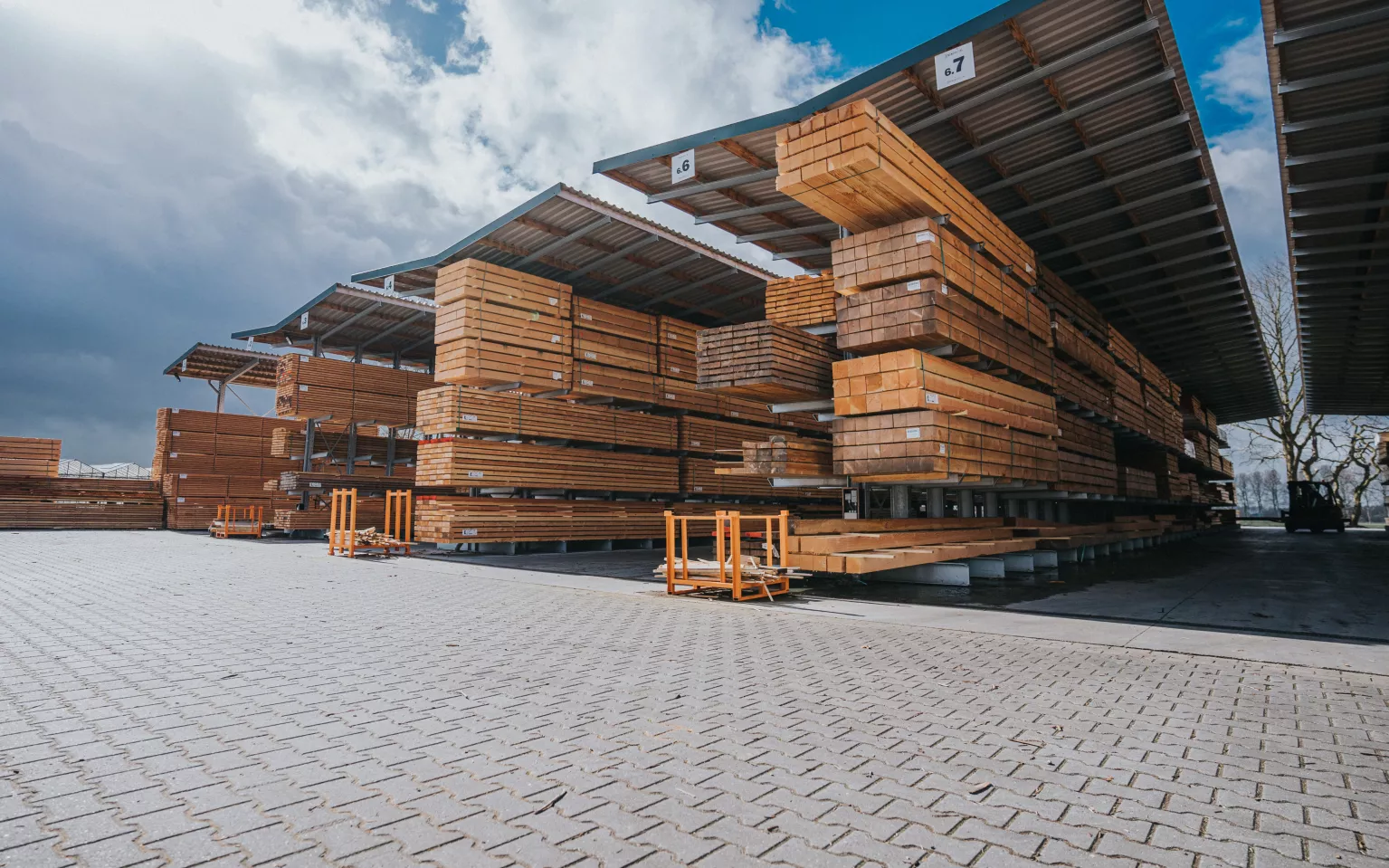 Full-service partner voor groei gigant Douglas Hout